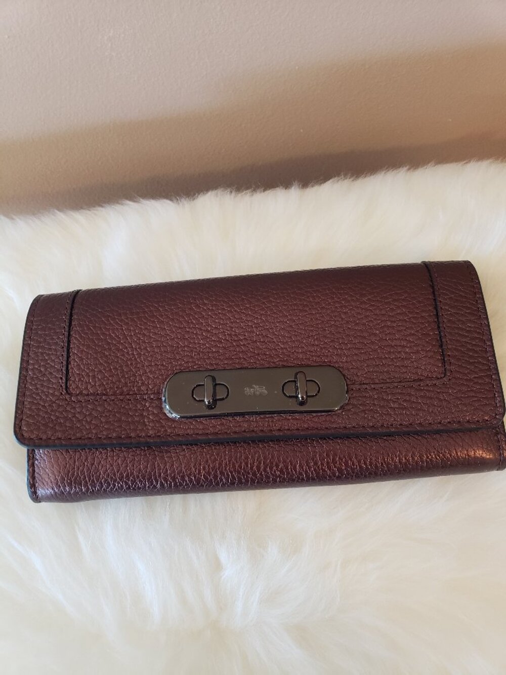 Coach Swagger Envelope Wallet.